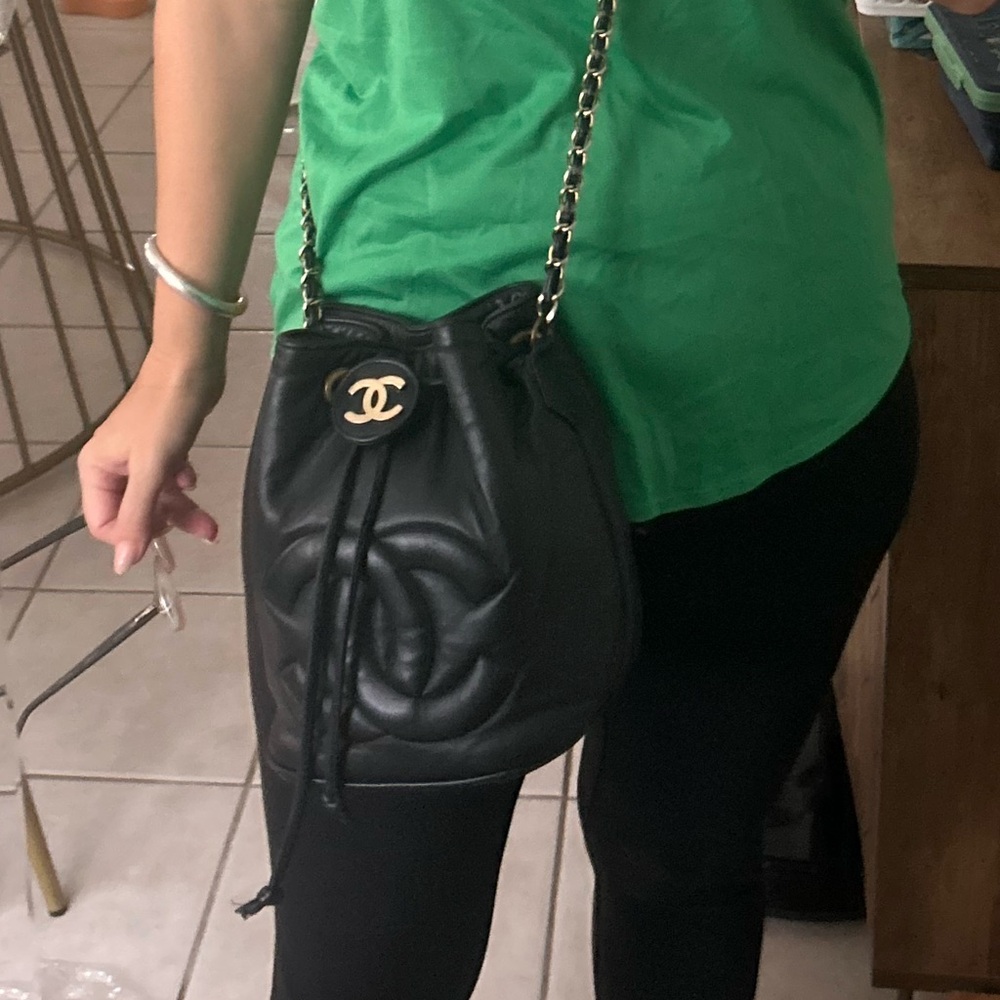 SOLD Chanel Black Leather BUCKET🔥 Bag Needs Leather Strap replacement - Picture 12 of 12